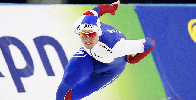 Российский конькобежец Кулижников выиграл дистанцию 1000 м на этапе Кубка мира в Херенвене
