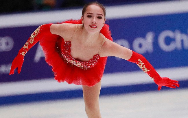 Алина Загитова — чемпионка Европы, у Евгении Медведевой — серебро