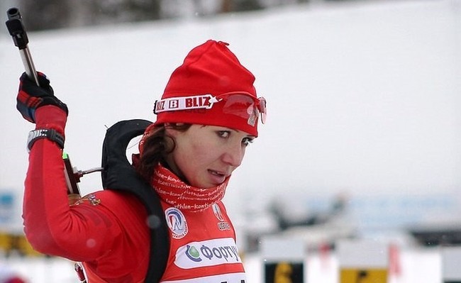 Биатлонистка Маргарита Васильева выиграла масс-старт на чемпионате России в Ханты-Мансийске
