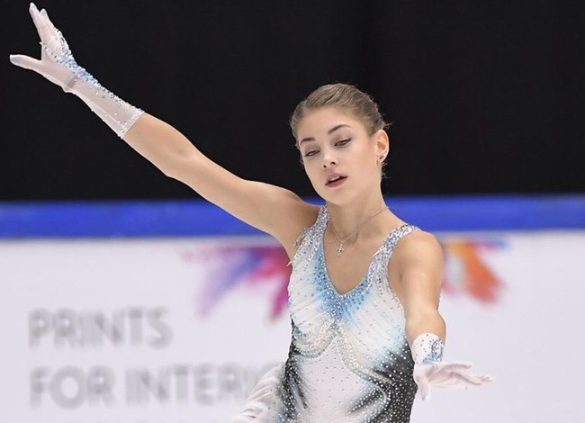 Алёна Косторная лидирует после короткой программы на чемпионате России в Красноярске