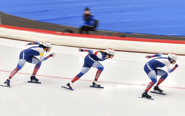 Российские конькобежки — бронзовые призёры командной гонки на чемпионате мира в Херенвене