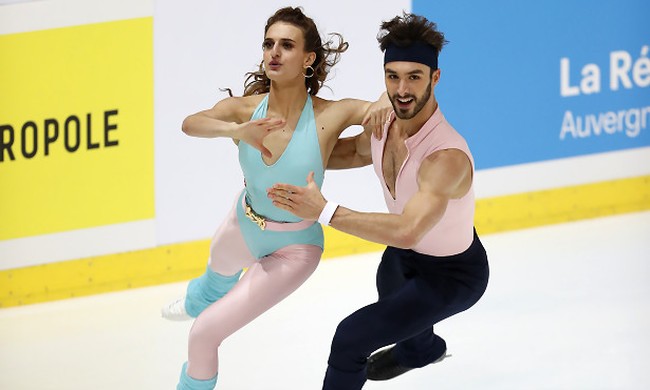 Французы Пападакис и Сизерон лидируют после ритм-танца в Финале Гран-при, россияне — вне тройки