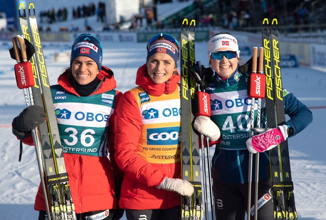Норвежские лыжницы выиграли эстафету на этапе Кубка мира в Лахти, россиянки — четвёртые