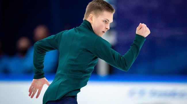 Михаил Коляда лидирует после короткой программы на чемпионате России в Челябинске