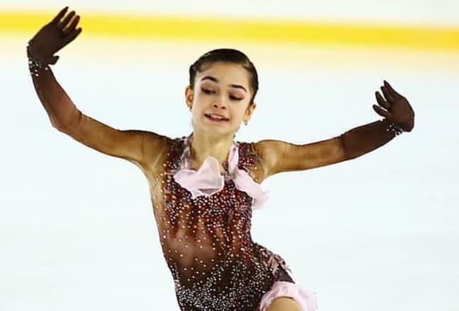 Аделия Петросян — победительница Кубка России по фигурному катанию среди юниорок