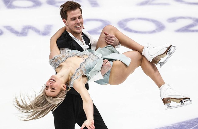 Виктория Синицина и Никита Кацалапов — победители этапа Гран-при Гран-при в Москве в танцах на льду