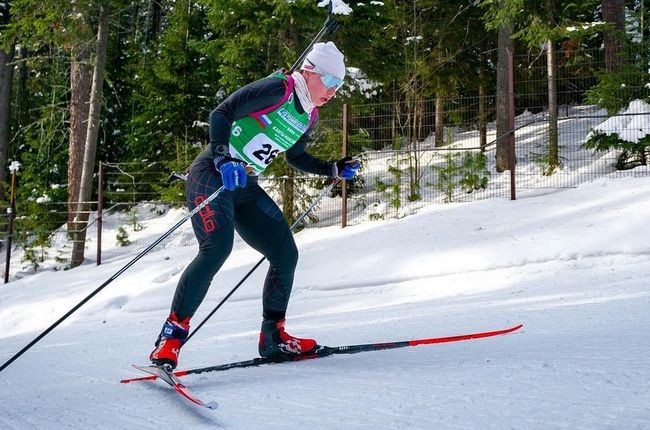 Биатлонистка Наталья Ушкина — чемпионка России 2021 года в гонке преследования