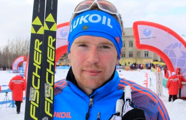 Илья Семиков — победитель гонки на 10 км в рамках Всероссийских соревнований по лыжным гонкам в якутском Алдане