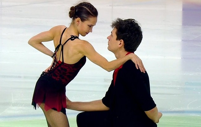 Россияне Павлюченко и Ходыкин — вторые после короткой программы в соревнованиях спортивных пар на «Скейт Канада»