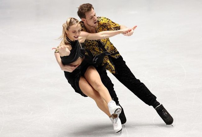 Синицина и Кацалапов — чемпионы Европы в танцах на льду, Степанова и Букин — вторые