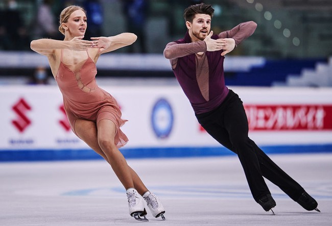 Александра Степанова и Иван Букин выиграли чемпионат России по фигурному катанию в танцах на льду