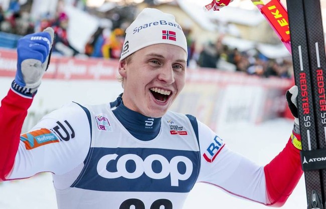 Норвежец Крюгер и немка Хенниг выиграли разделки на предсезонных соревнованиях по лыжным гонкам в Муонио