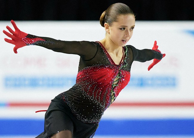 Камила Валиева выиграла чемпионат России, Александра Трусова — вторая, Анна Щербакова — третья