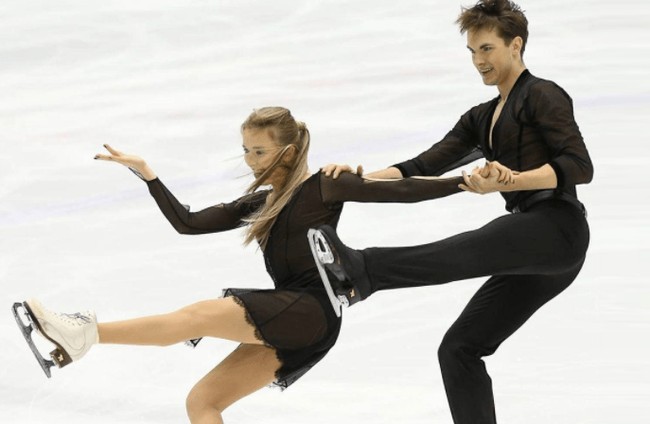 Ушакова и Некрасов — победители юниорского чемпионата России по фигурному катанию в танцах на льду