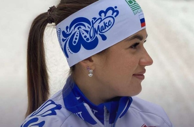 Лыжница Анастасия Прокофьева выиграла гонку на 15 км свободным стилем на летнем чемпионате России в Тюмени