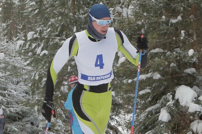 Лыжник Евгений Кудрявцев выиграл гонку на 10 км свободным стилем на Всероссийских соревнованиях по лыжным гонкам в Кировске