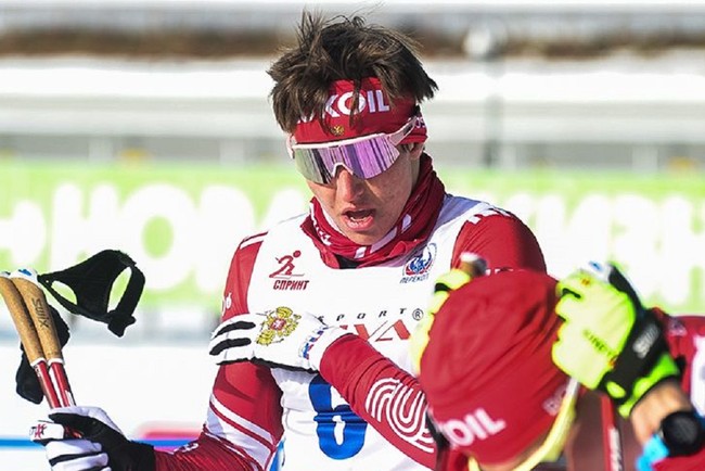 Савелий Коростелёв — победитель спринта классическим стилем на втором этапе Кубка России по лыжным гонкам в Вершина Тёи