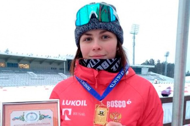 Анастасия Фалеева — победительница спринта на первом этапе Кубка России по лыжным гонкам в Вершина Тёи