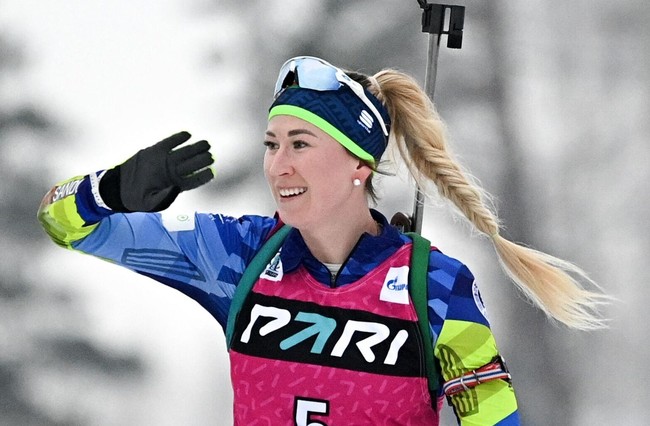 Динара Алимбекова выиграла масс-старт на третьем этапе Кубка Содружества по биатлону в Рязани