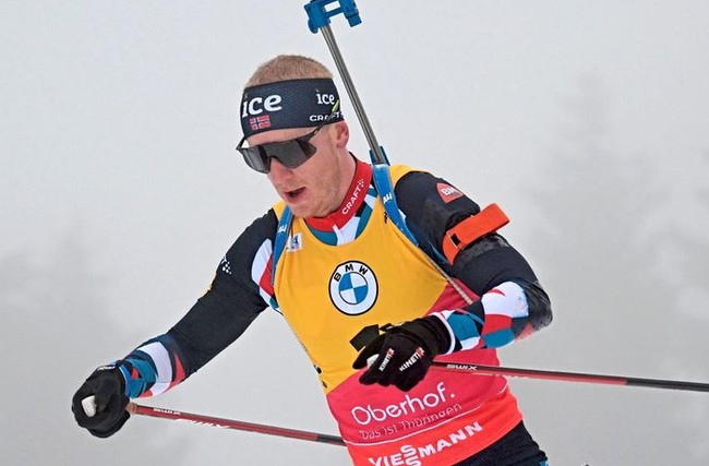Норвежец Йоханнес Бё — победитель гонки преследования на финальном этапе Кубка мира по биатлону в Канаде