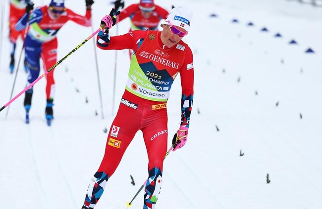 Йоханнес Клебо — победитель спринта на этапе Кубка мира по лыжным гонкам канадском Кенморе