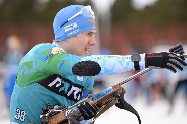 Эдуард Латыпов выиграл масс-старт на чемпионате России по биатлону в Ханты-Мансийске