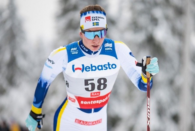 Шведка Моа Илар выиграла масс-старт на 20 км на первом этапе Кубка мира по лыжным гонкам в Финляндии