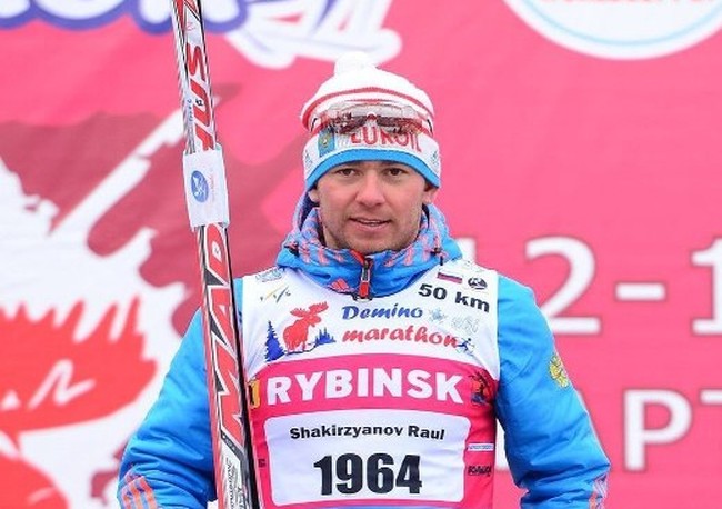 Рауль Шакирзянов выиграл гонку на 15 км свободным стилем на «Сыктывкарской лыжне», Устюгов — третий