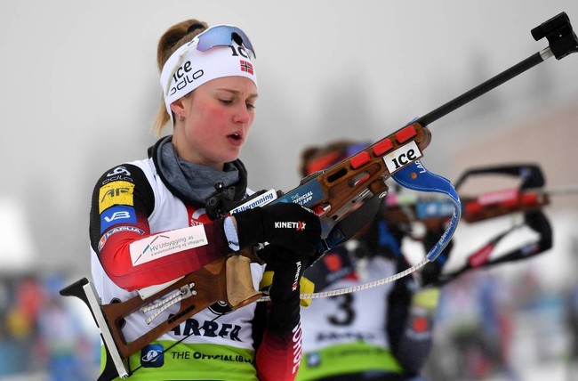 Норвежка Йенни Энодд победила в гонке преследования на втором этапе Кубка IBU в Идре
