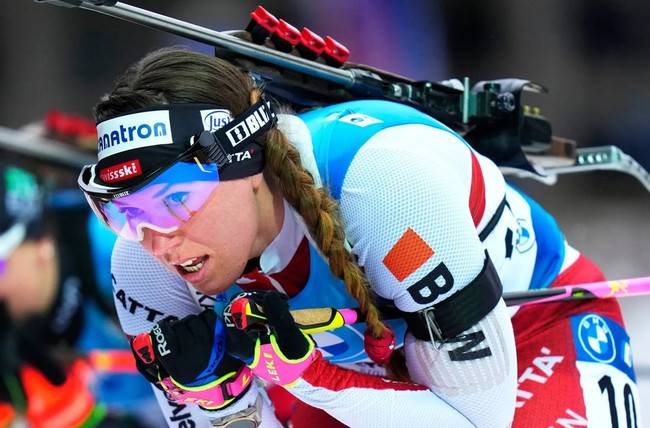 Швейцарка Лена Хекки Гросс — победительница индивидуальной гонки на этапе Кубка мира по биатлону в Антхольце