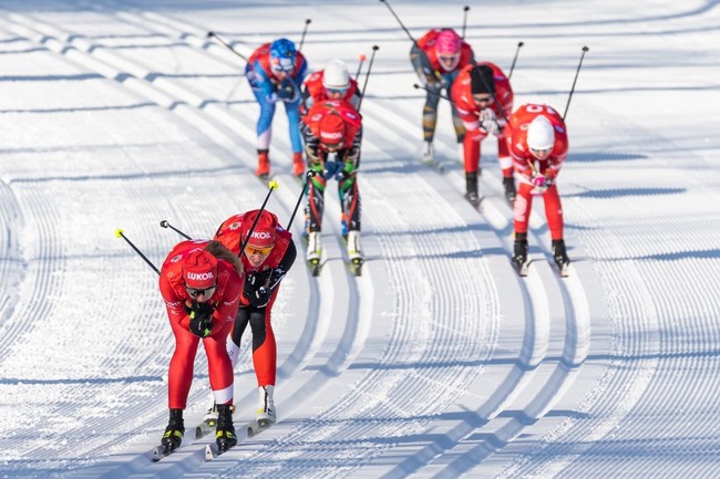 Лыжницы Архангельской области выиграли женскую эстафету на чемпионате России по лыжным гонкам в Малиновке