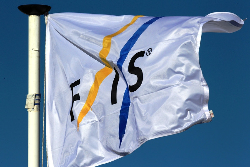 FIS 21 октября рассмотрит вопрос допуска россиян и белорусов на Олимпийские игры 2026 года