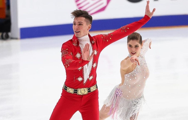 Анастасия Мишина и Александр Галлямов Анастасия Мишина и Александр Галлямов