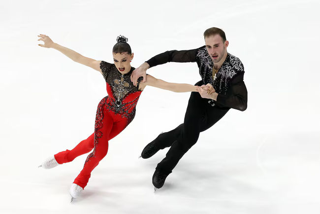 Анастасия Метелкина и Лука Берулава