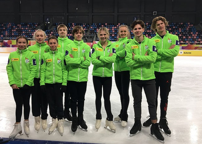 Команда «салатовых». Капитан — Александра Трусова. ©ФФККР Команда «салатовых». Капитан — Александра Трусова. ©ФФККР