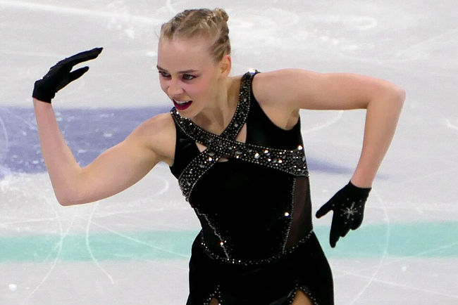 Нина Петрыкина из Эстонии выиграла короткую программу на чемпионате Европы 2026 по фигурному катанию в Шеффилде