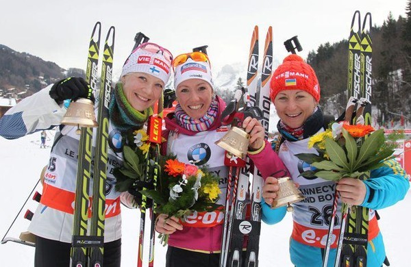 14-12-2013: призёры женской спринтерской гонки на этапе в Анси