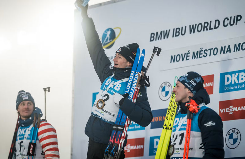 25.01.2026. Кубок мира 2025/2026 по биатлону, этап-6, Нове Место: призёры мужского масс-старта 25.01.2026. Кубок мира 2025/2026 по биатлону, этап-6, Нове Место: призёры мужского масс-старта