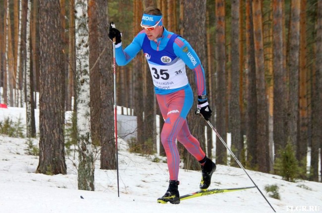 Победитель в гонке на 15 км классическим стилем Сергей Устюгов