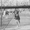 1912 год, Стокгольм, V Олимпийские Игры, легкая атлетика: победитель марарафонского бега Kennedy Kane Mcarthur (Южная Африка)
