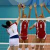 2008 год, Пекин, XXIX Олимпийские Игры, волейбол: матч предварительного раунда группы А между командами Китая и Польши. (EPA/VALDRIN XHEMAJ)